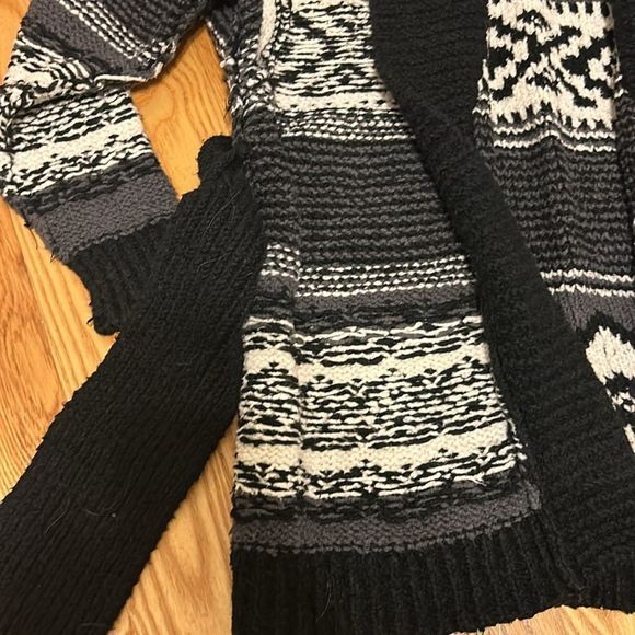 FREE PEOPLE - inside out cardigan - Picture 6 of 8